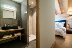 Hair dryer, towels - Praz-sur-Arly | Sleeps 12 | Recreational Paradise (Praz-sur-Arly)