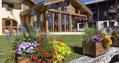 Valmorel | 1BR with Alcove + Ski-in, Ski-out!