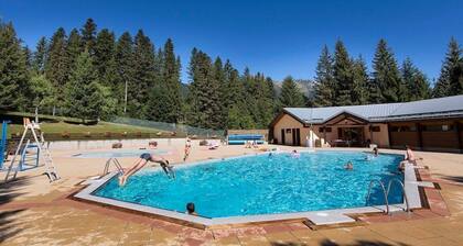 Sleeps 7! 2BR Apt| Scenic Living in Valmorel!