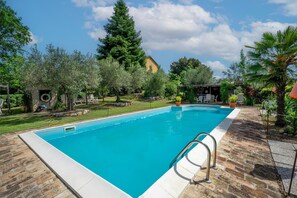 Pool - Farmhouse "Il Grappolo E La Rosa - Sagrantino" with Shared Pool, Private Terrace & Wi-Fi (Montefalco)