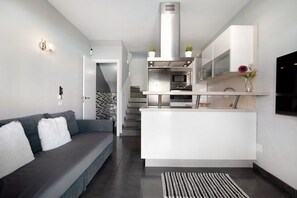 Interior - Vacation Apartment 'Be Room Oasis Luxury Pool' with Shared Pool, Wi-Fi and Air Conditioning (Maspalomas)