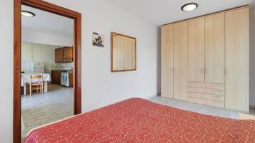 1 chambre, Wi-Fi gratuit, draps fournis