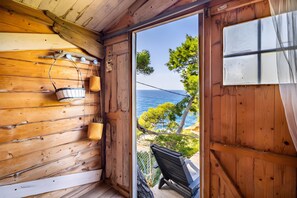 Interior - Holiday Home 'Villa Calanques' with Sea View, Private Terrace and Wi-Fi (Ensuès-la-Redonne)