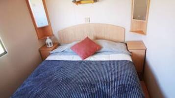 2 quartos, Wi-Fi de cortesia, roupa de cama
