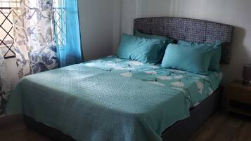 2 slaapkamers, een strijkplank/strijkijzer, wifi, beddengoed