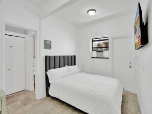 1 室のベッドルーム、アイロン / アイロン台、WiFi、ベッドシーツ