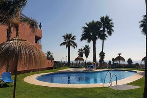 Pool - Sea View Apartment – El Patio Doña Julia (Casares)