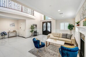 Smart TV, books - tsgv-arcadia6522-wos-4-3.5 (Arcadia)