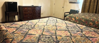 Oak Motel Modesto CA