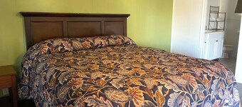 Oak Motel Modesto CA
