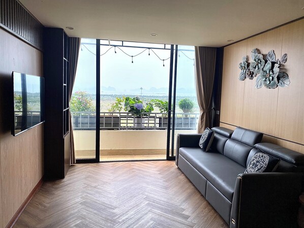 Family Apartment, 2 Bedrooms, Kitchen, Sea View | Living area - Milash Boutique Hotel (Ha Long)