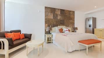 Room | 1 bedroom, blackout curtains, iron/ironing board, free WiFi
