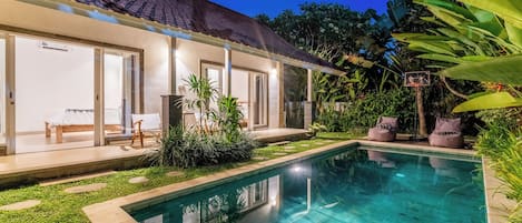 Outdoor pool, pool umbrellas, pool loungers
