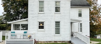 Renovated Farmhouse located near the C and O Canal