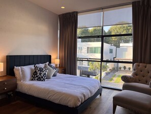 4 chambres, Wi-Fi, literie fournie