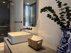 Shower, towels, soap, shampoo