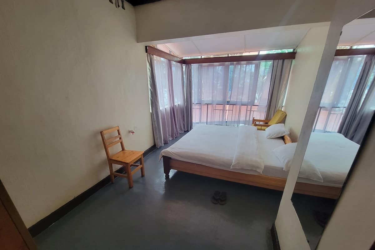 Deluxe Room | 1 bedroom, desk, free WiFi