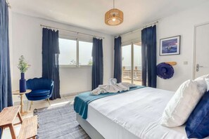 3 habitaciones, escritorio, tabla de planchar con plancha y wifi 