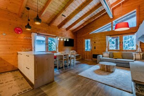 Living and dining room - Chalet Soleada with Fireplace and Terrace for 5, Pian San Giacomo, Mesocco, Switzerland (Pian San Giacomo, Mesocco)