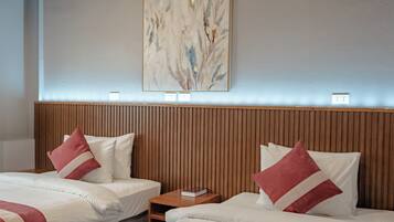 Deluxe Double Room, 2 Double Beds | Free WiFi