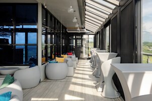 Bar (en el alojamiento)