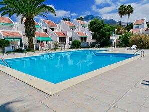 Pool - The Good Life Holiday Home (Torviscas Bajo)