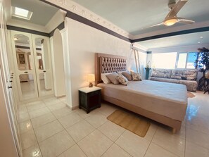 3 bedrooms, iron/ironing board, WiFi, bed sheets - The Good Life Holiday Home (Torviscas Bajo)