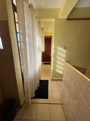 Interior entrance - Lux Suites TRM 1 Bedroom Apartments (Nairobi)