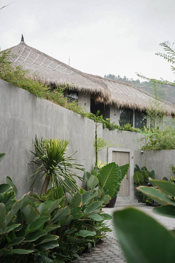 The Konkret Lombok - Lombok