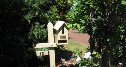 " Mimosa ".Excellent, private accommodation with breakfast provisions provided.