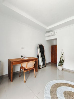 ベーシック ダブルルーム | WiFi (無料)