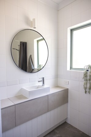 Free toiletries - African Reef Beach Resort  (Tarcoola Beach)