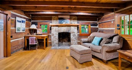 Pot Point Cabin-a PMI Scenic City Vacation Rental
