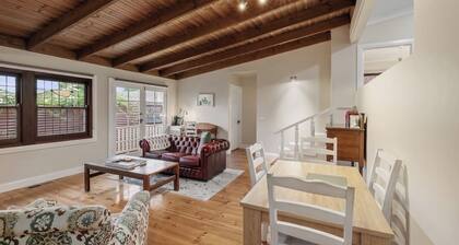 Central, cosy and private Wyse Cottage