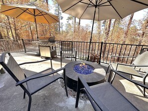 Property grounds - Pine Cone Lodge - Fire Pit* BBQ* Ping Pong* (Prescott)