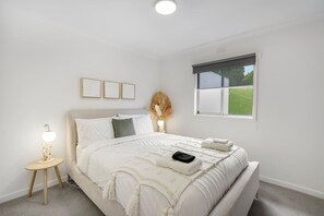 2 bedrooms, iron/ironing board, travel cot, WiFi