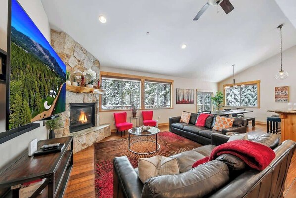 Smart TV, fireplace, video games, offices
