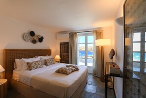 5 bedrooms, iron/ironing board, travel cot, WiFi - Villa Bayview on Elia Beach (Elia)