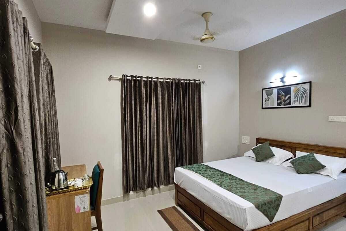 Quarto casal luxo | 1 quarto, Wi-Fi de cortesia