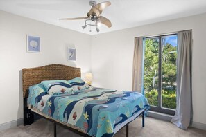 3 slaapkamers, een bureau, een strijkplank/strijkijzer, wifi