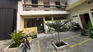 Bagian depan properti