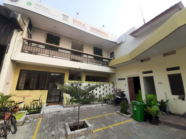 Fachada da propriedade