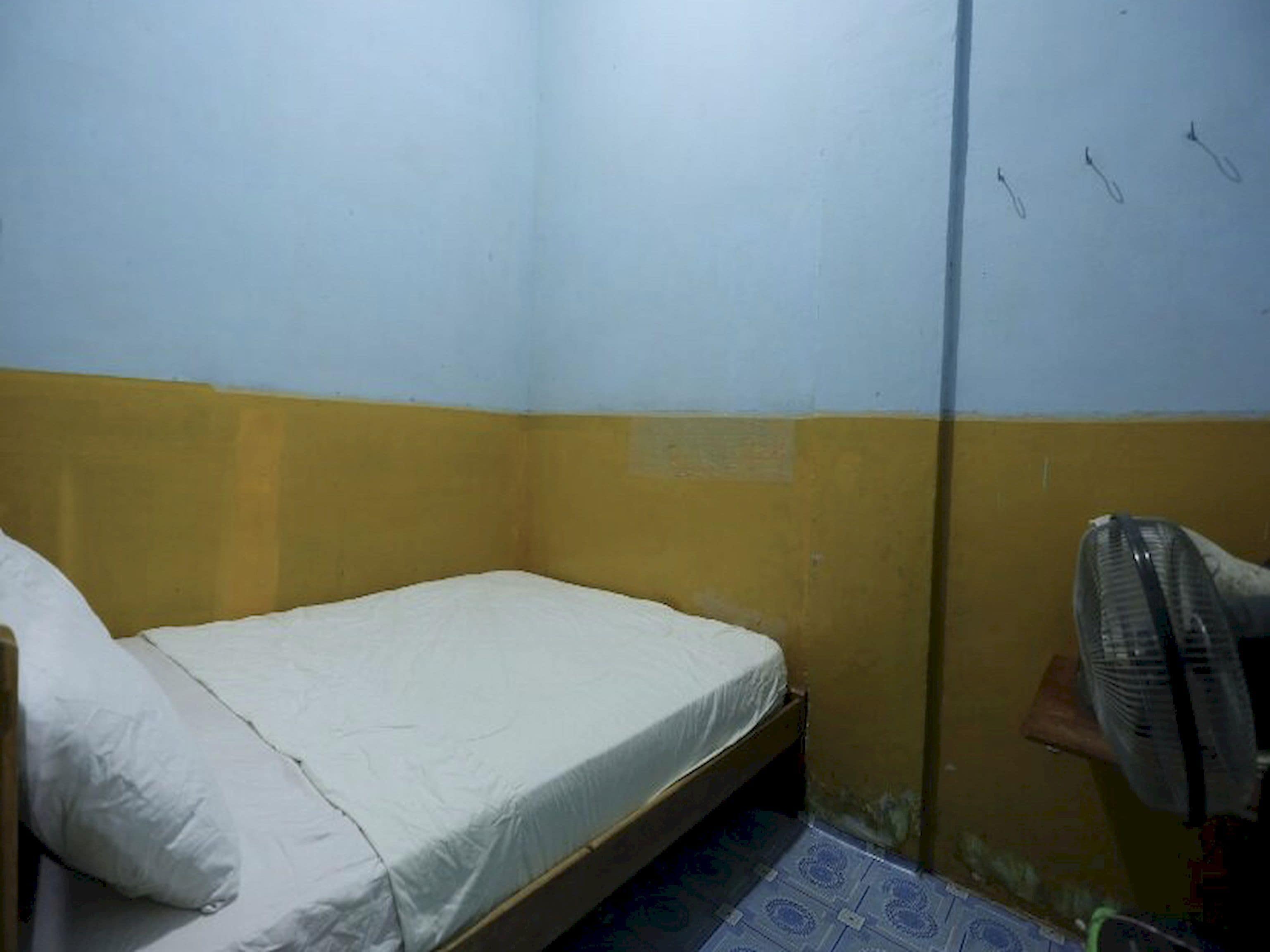 basic double room | 1 bedroom, laptop workspace, free wifi, bed sheets