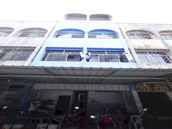 Spot On 93276 Fendi 2 Homestay Syariahnearpelabuhan Feri Batam Centre - Batam