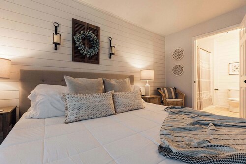 Spacious 3 Bed Condo Near ETSU