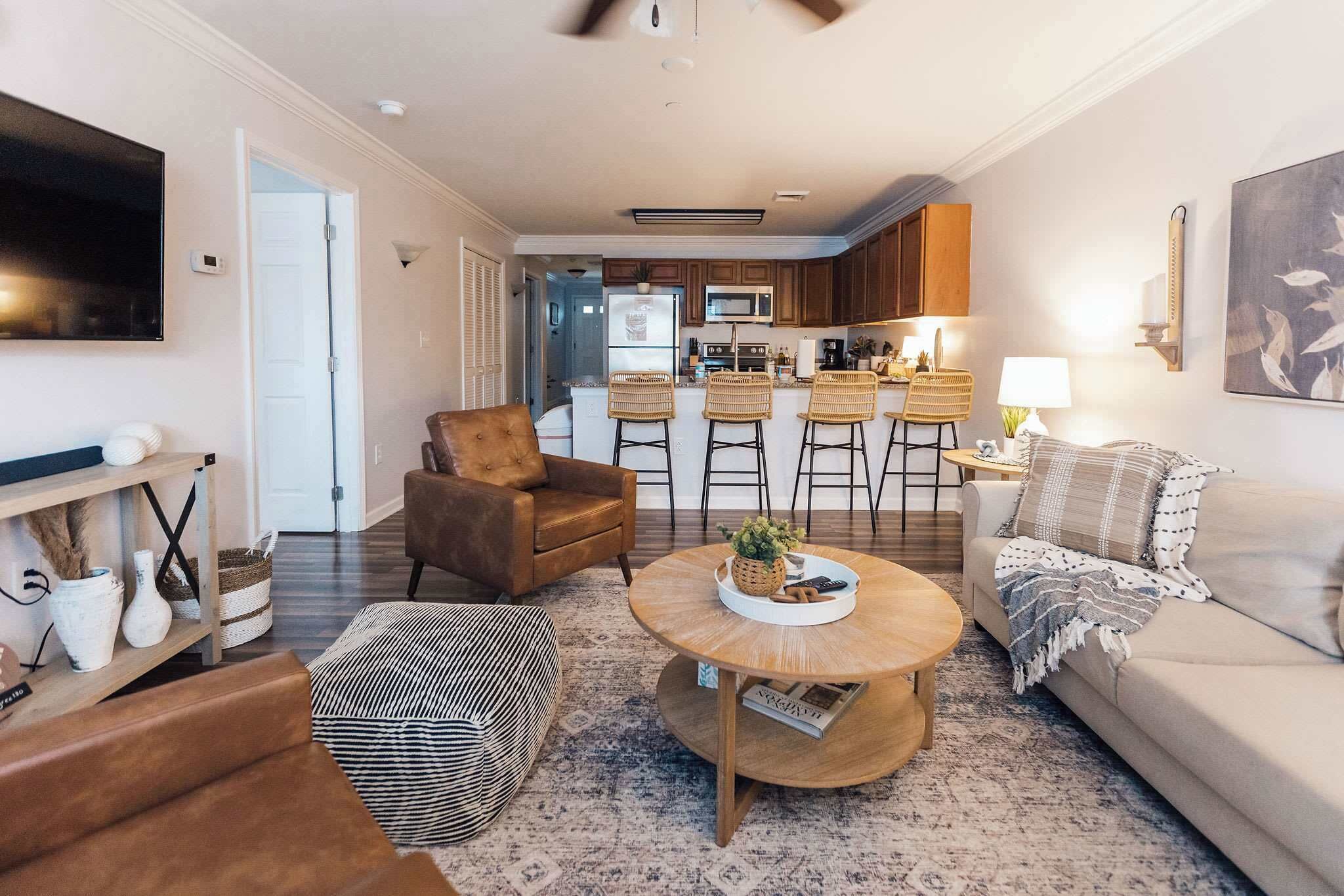 Una televisión, una oficina