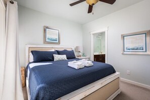 4 Schlafzimmer, Bügeleisen/Bügelbrett, Reisekinderbett, WLAN