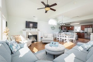 Immagine non classificata, 3 di 44, pulsante