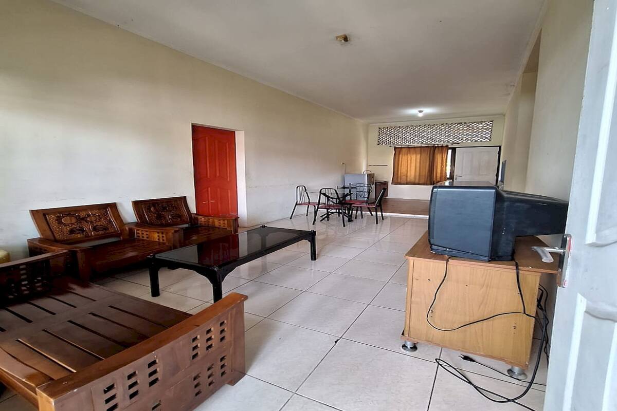Standard Double Room | Laptop workspace, free WiFi, bed sheets