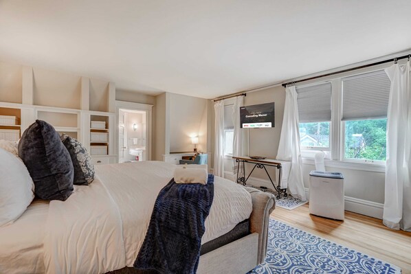 7 habitaciones, escritorio, tabla de planchar con plancha y wifi